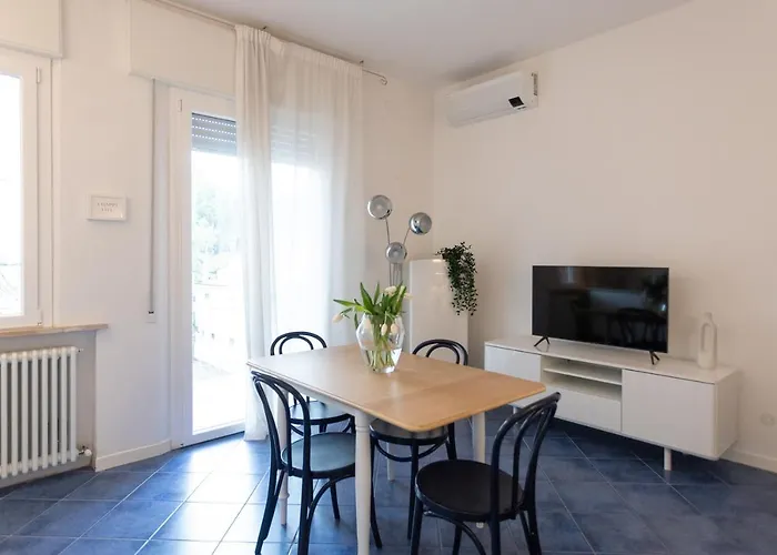 Casa Milano Marittima In Centro Tre Locali Con Terrazzo